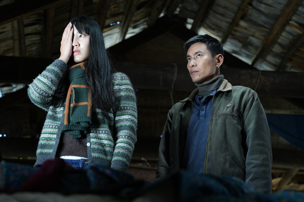 Phí Phông: Quỷ Máu Rừng Thiêng đạt hơn 70 tỷ sau 3,5 ngày chiếu sớm, ghi nhận 4 kỷ lục “vô tiền khoáng hậu” - 1