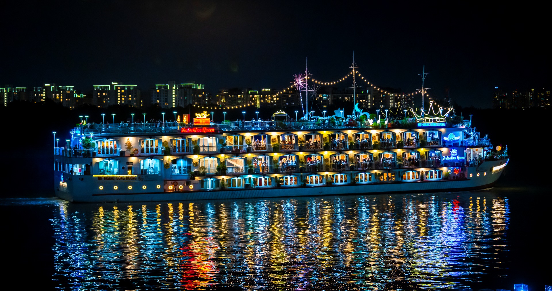 Báo chí trong công nghiệp văn hóa: Khoảng trống giữa tiềm năng và thị trường - 2