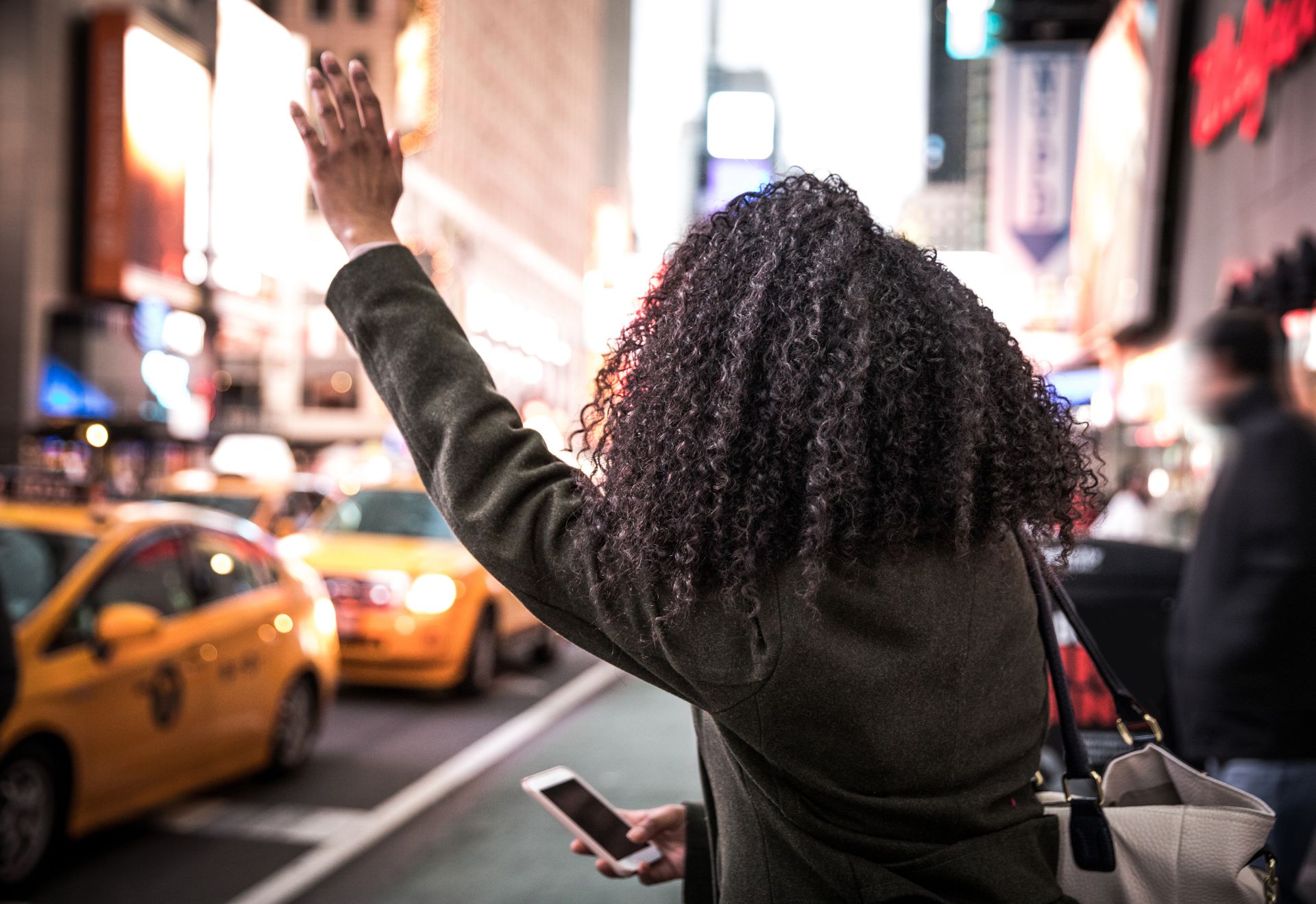 Những ứng dụng di động cần có khi đi du lịch nước ngoài - 2