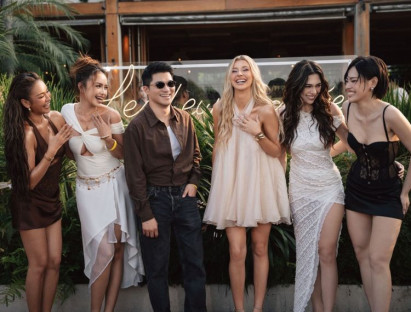 Á hậu Thảo Nhi Lê tái xuất với show diễn “giờ vàng”, biến bờ sông Sài Gòn thành sàn runway