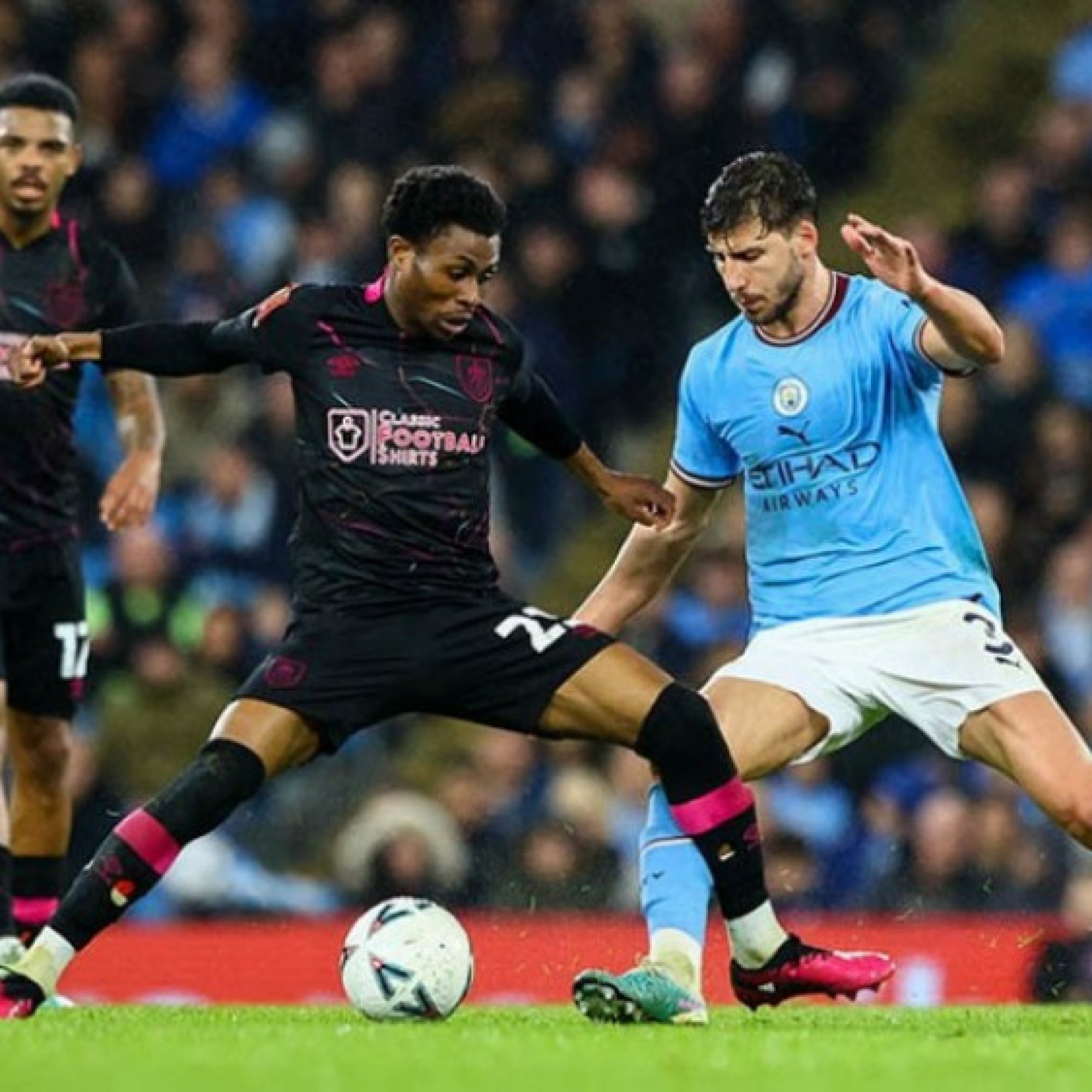  - Trực tiếp bóng đá Burnley - Man City: Đội chủ nhà thua là xuống hạng (Ngoại hạng Anh)