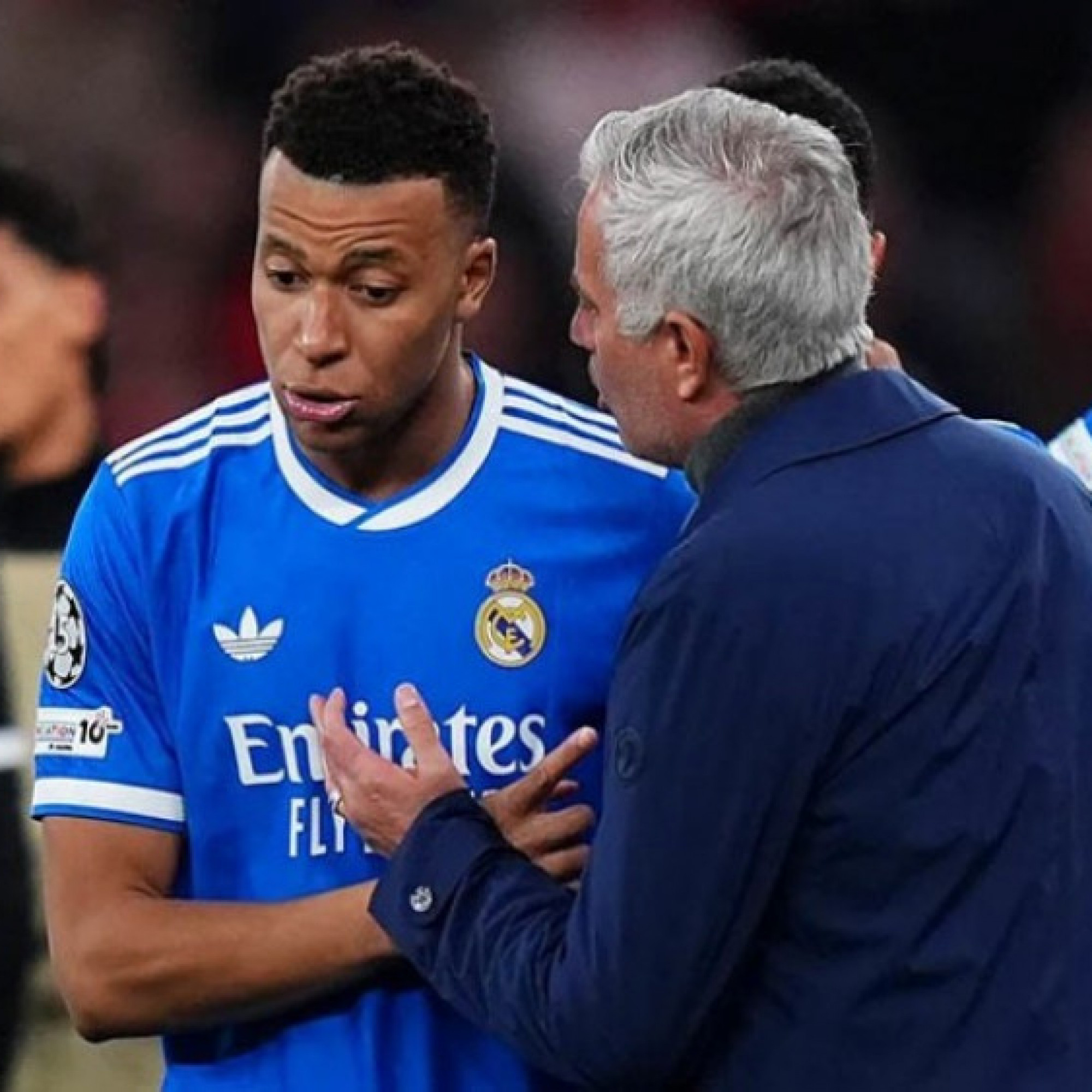  - Mourinho được “bật đèn xanh” trở lại Real Madrid, Mbappe ủng hộ