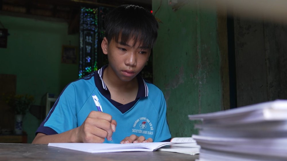 Thanh Thảo, Mai Phương, Trương Đình Hoàng nghẹn lòng trước nghị lực của các em nhỏ kém may mắn - 2