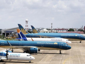  - Nhiều chặng bay từ TP.HCM đạt 100% công suất dịp 30/4