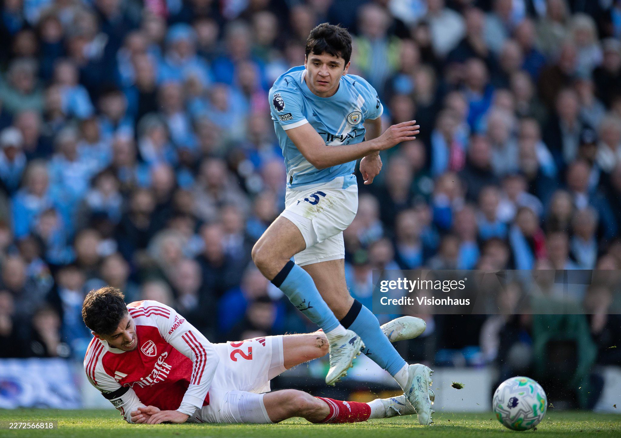 Liệu có trận "chung kết" vòng 39 giữa Man City và Arsenal để phân định ngôi vua? - 3