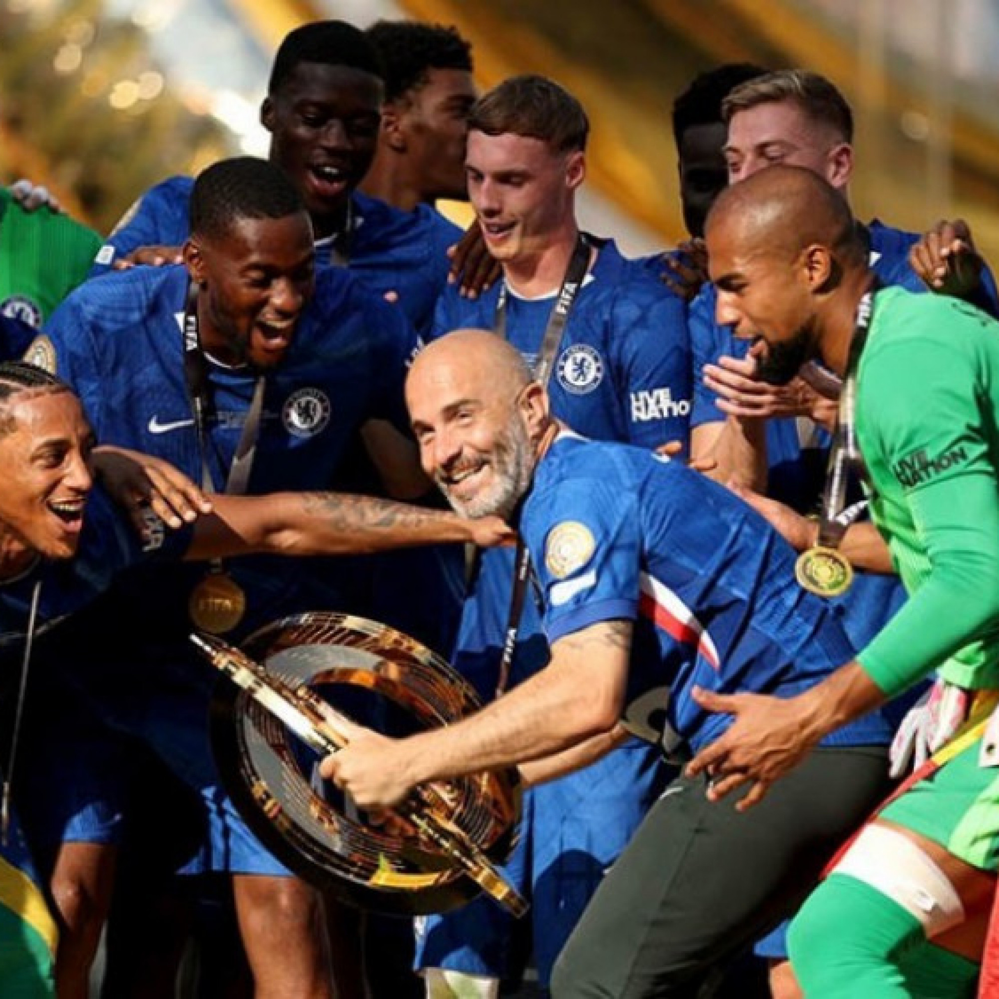  - Bị Chelsea sa thải, HLV Maresca vẫn sáng cửa thay Guardiola dẫn Man City