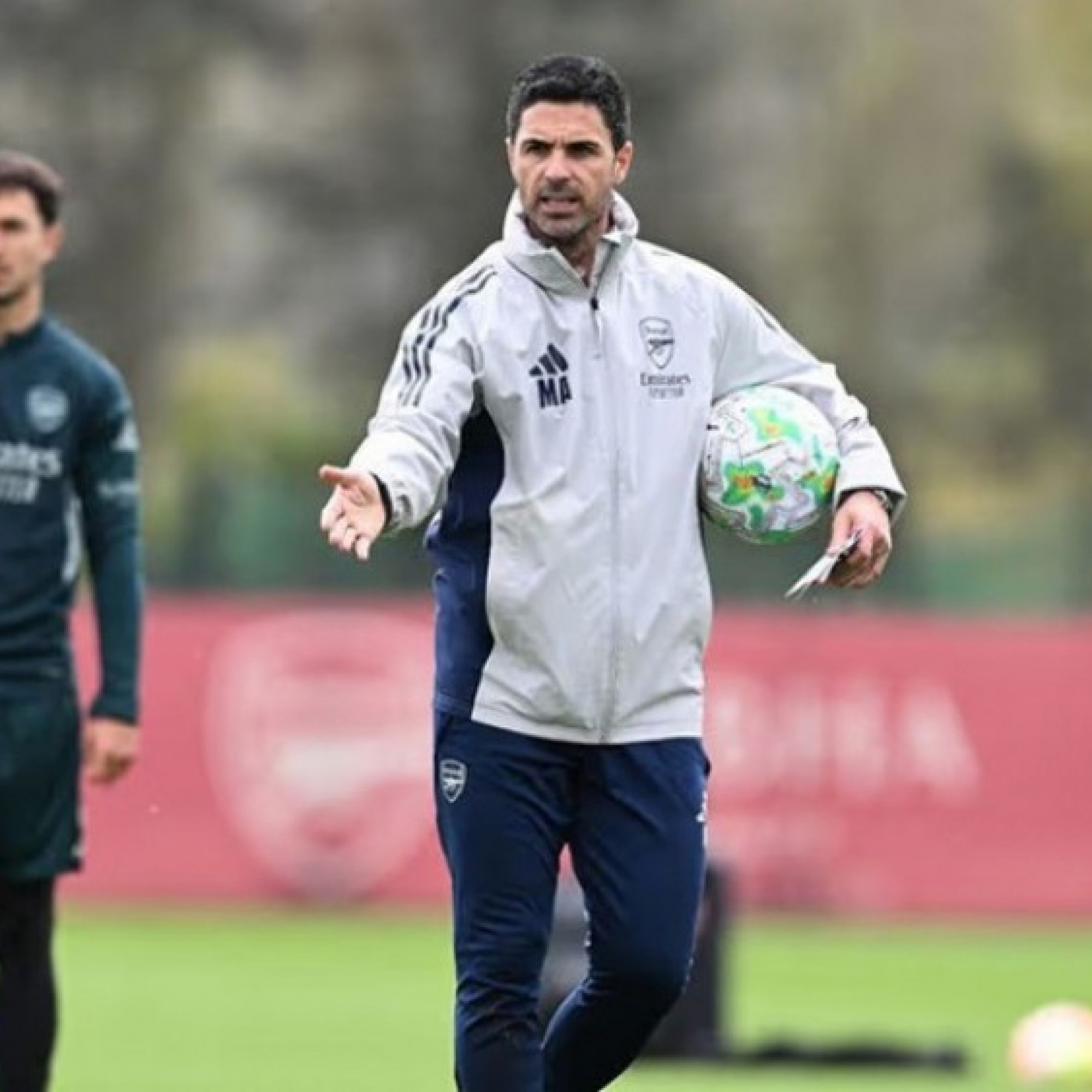  - Arteta bất ngờ thay đổi phong cách huấn luyện, Arsenal dồn sức đua vô địch