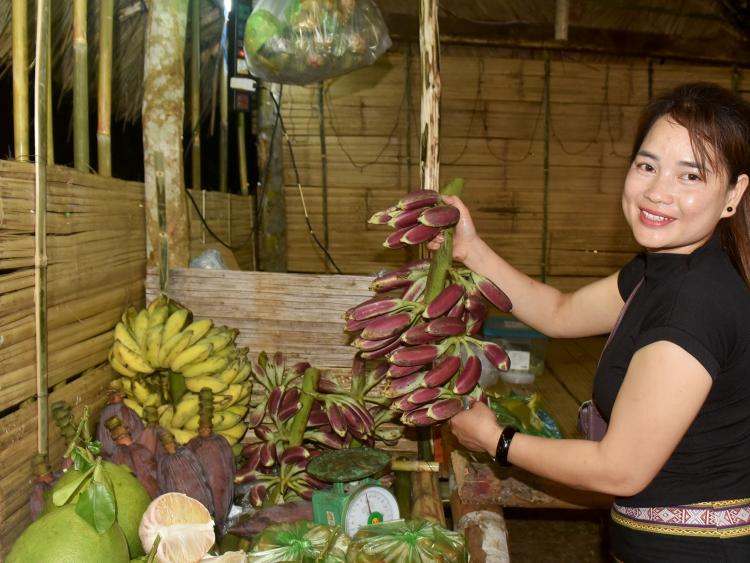 Du lịch biển - Không gian văn hóa  độc đáo ở chợ phiên Sơn Tây Thượng