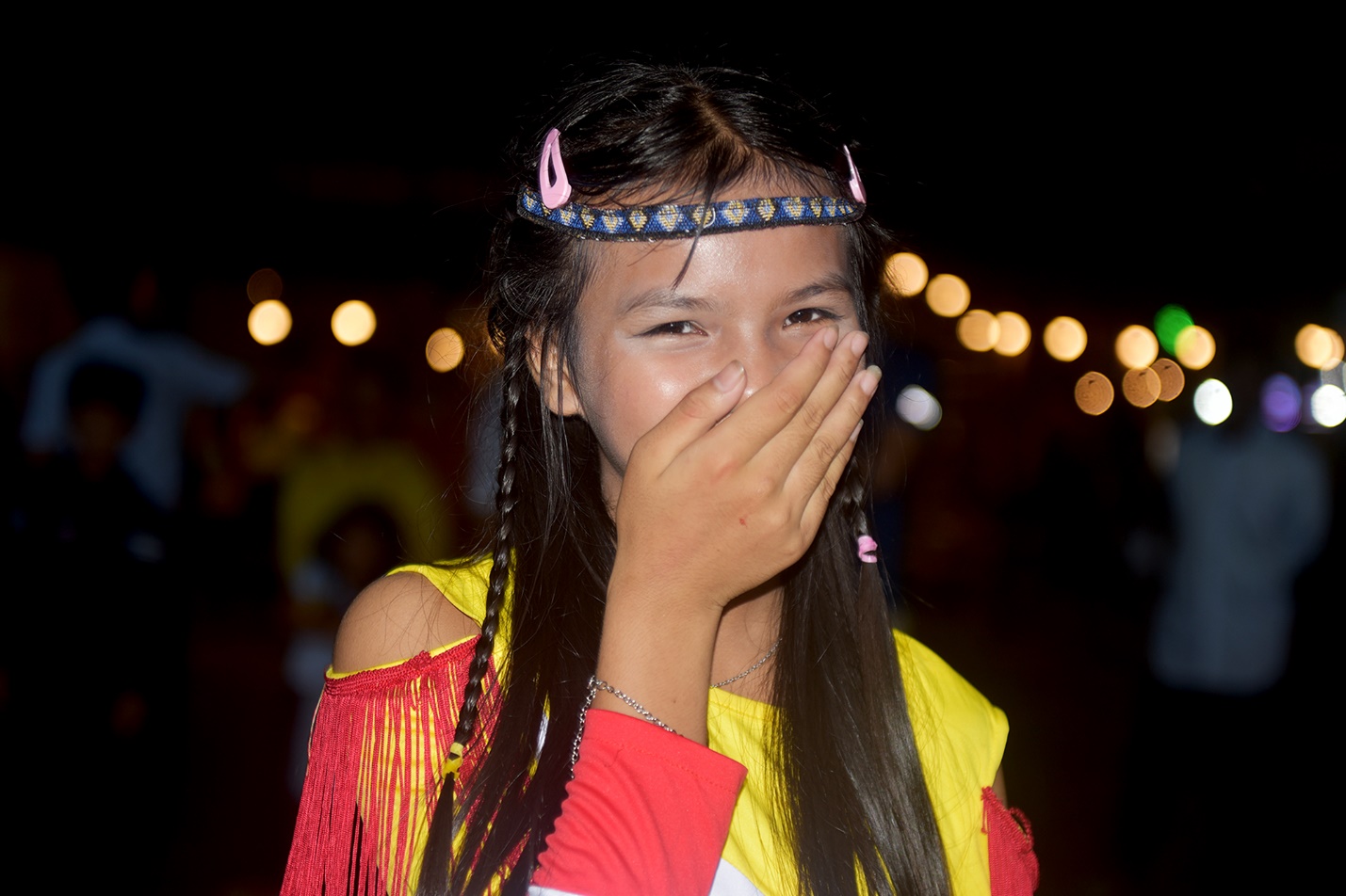 khong gian van hoa  doc dao o cho phien son tay thuong - 15