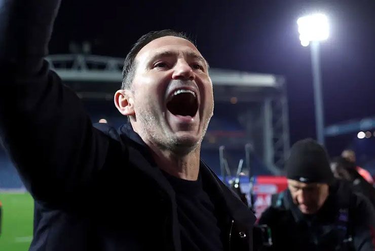 Tin mới nhất bóng đá sáng 24/4: Chủ của Coventry nói về tin đồn Lampard - Chelsea - 1