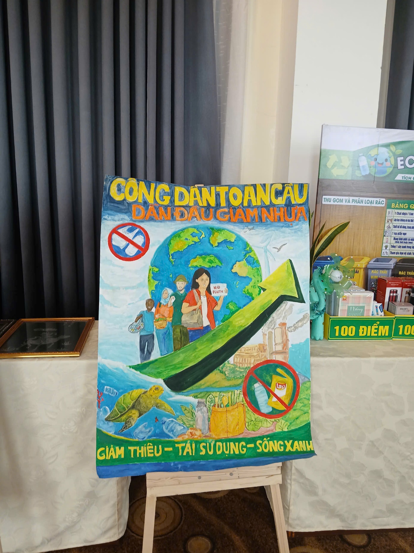 Công dân toàn cầu, dẫn đầu giảm nhựa - 1