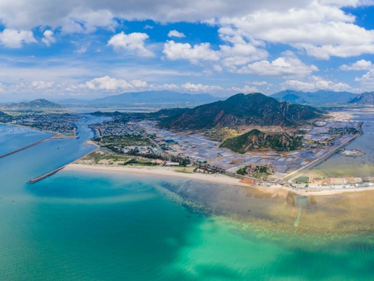 Khánh Hòa công bố quy hoạch xây dựng Khu du lịch quốc gia Ninh Chữ