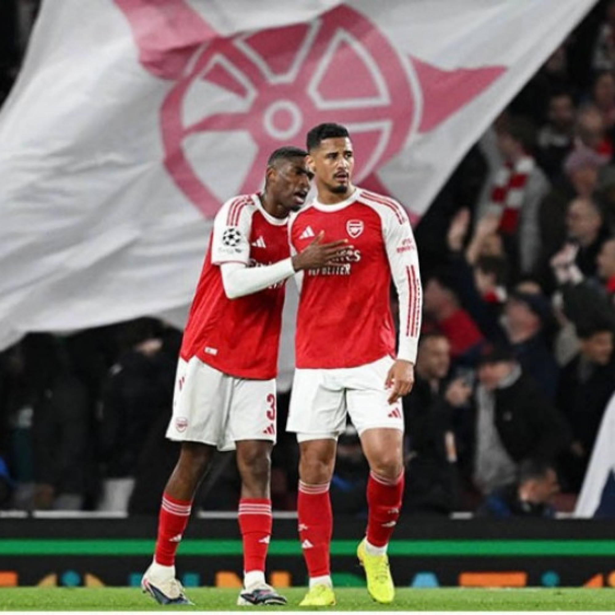  - 5 điều Arsenal cần làm ngay để mơ về cú đúp Ngoại hạng Anh - Cúp C1