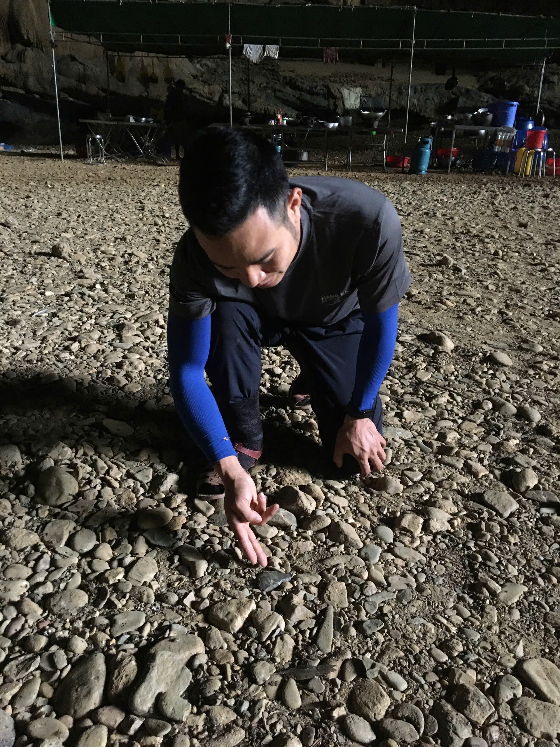 Phát hiện rìu đá khoảng 5.000 năm tuổi trong hang Én ở Vườn quốc gia Phong Nha - Kẻ Bàng - 2