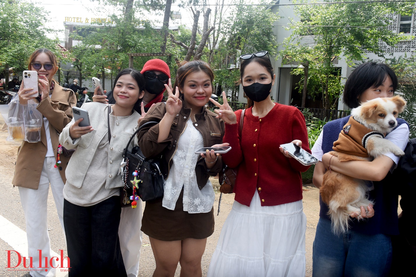 hang tram nghe nhan, nghe si dong dien le hoi duong pho o mang den - 9