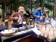  - Không gian trải nghiệm cà phê độc đáo ở Vườn tượng nghệ thuật Măng Đen