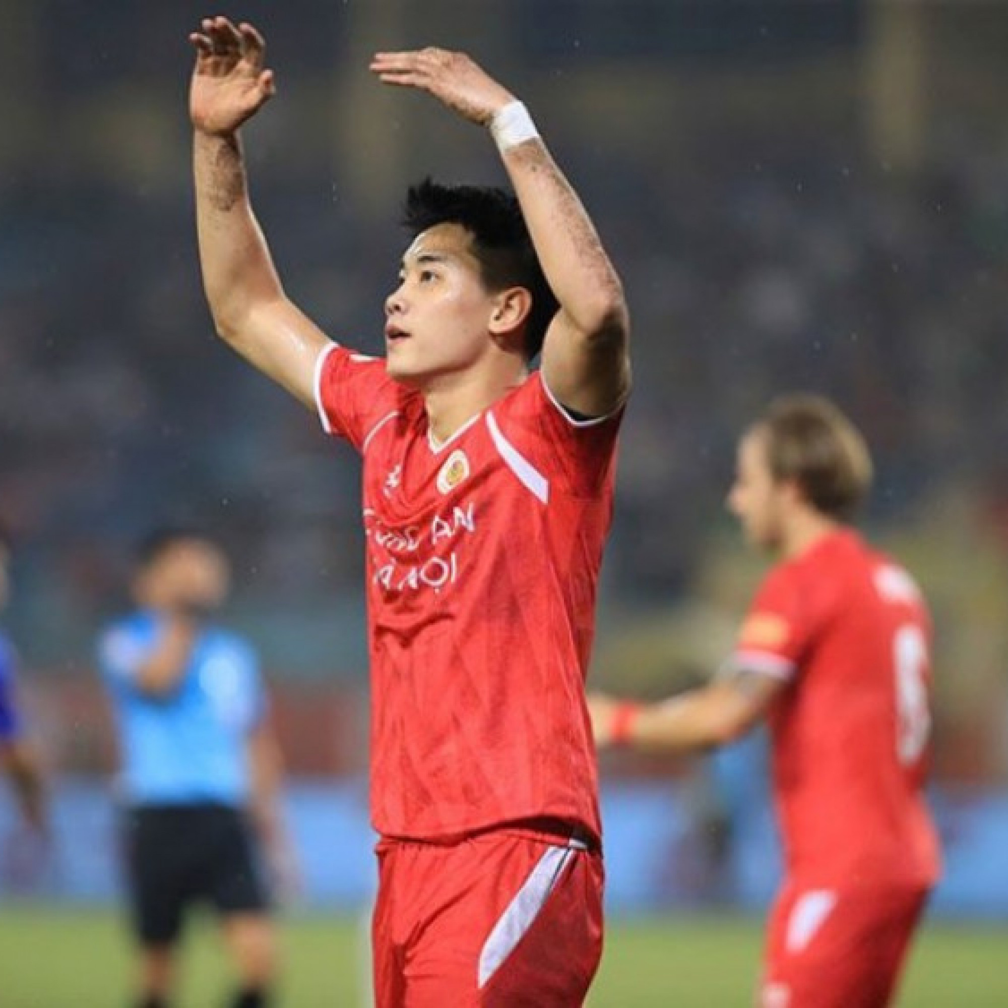 - Video bóng đá Công an Hà Nội - SLNA: Đình Bắc ghi hat-trick, mãn nhãn 6 bàn (V-League)
