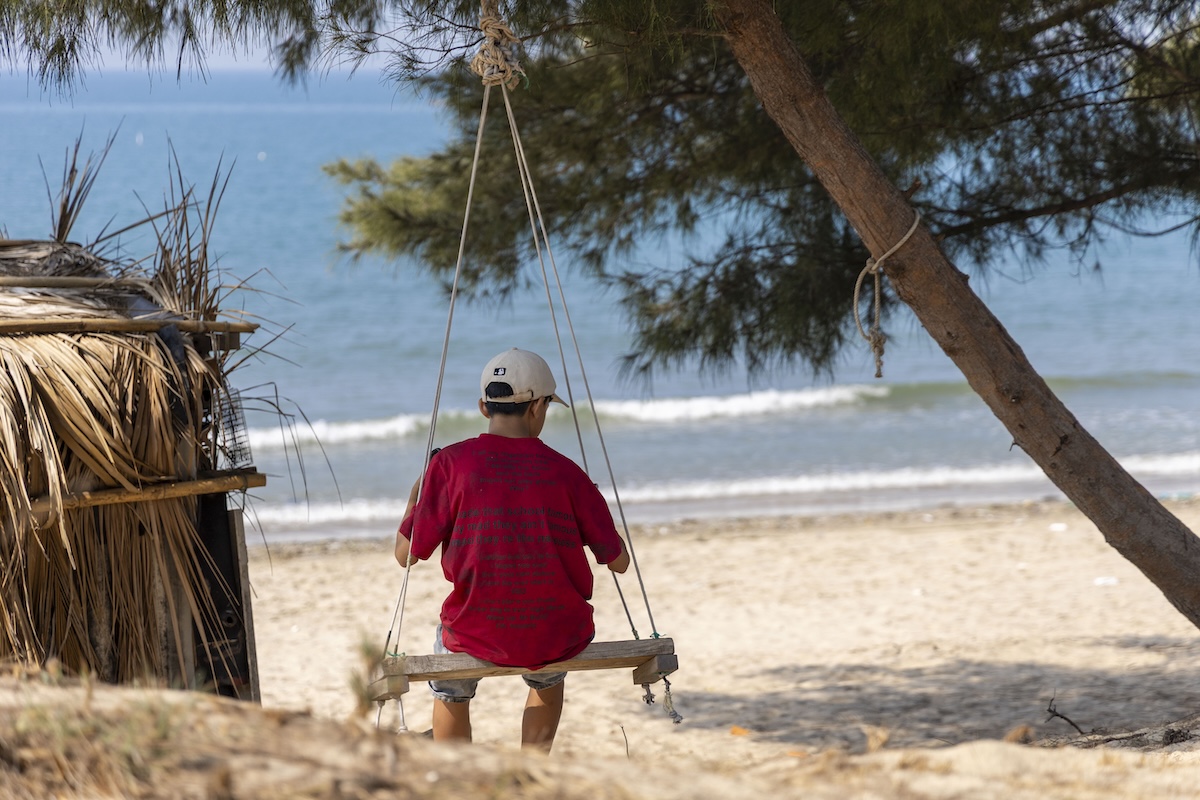 ky nghi le: cam trai o mien bien hoang so voi cat vang, hang duong ri rao - 15