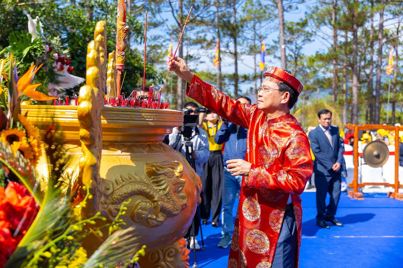 Đông đảo du khách đến dự Lễ Giỗ Tổ Hùng Vương tại Lâm Đồng - 7