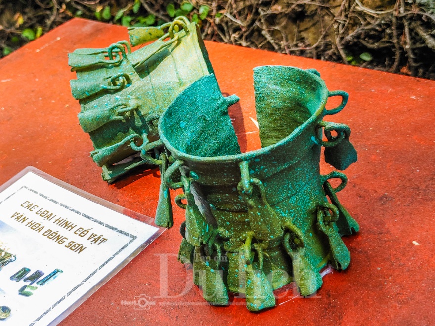 Độc đáo bộ sưu tập cổ vật lộ thiên đánh thức hồn cốt nghìn năm giữa lòng thành phố - 2