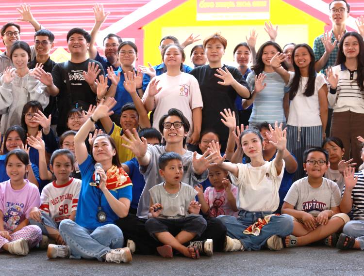 Hơn 2,6 tỷ đồng được trao sau 3 ngày ghi hình “Mái ấm gia đình Việt” tại TP.HCM