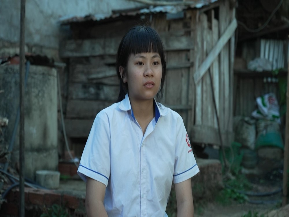 MC Thanh Thảo, Trương Đình Hoàng, Mai Phương xúc động trước hoàn cảnh người phụ nữ tần tảo lo cho chồng bệnh cùng 3 con thơ - 1