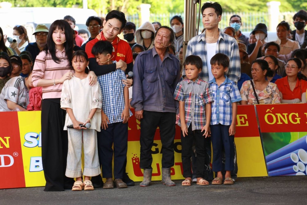 Hơn 2,6 tỷ đồng được trao sau 3 ngày ghi hình “Mái ấm gia đình Việt” tại TP.HCM - 4