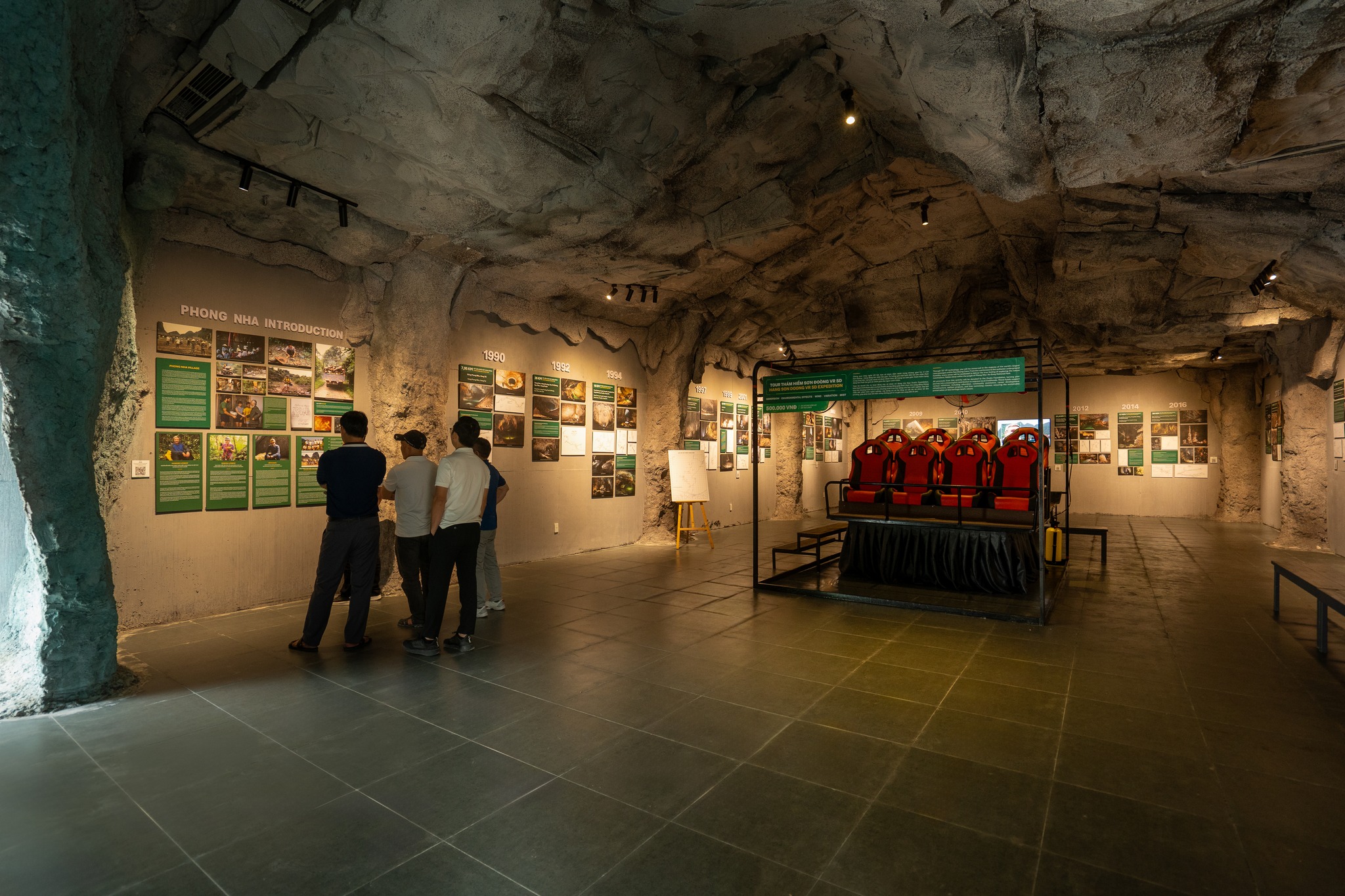 Thám hiểm Hang động Phong Nha theo cách mới, rẻ tiền hơn nhiều lần - 2