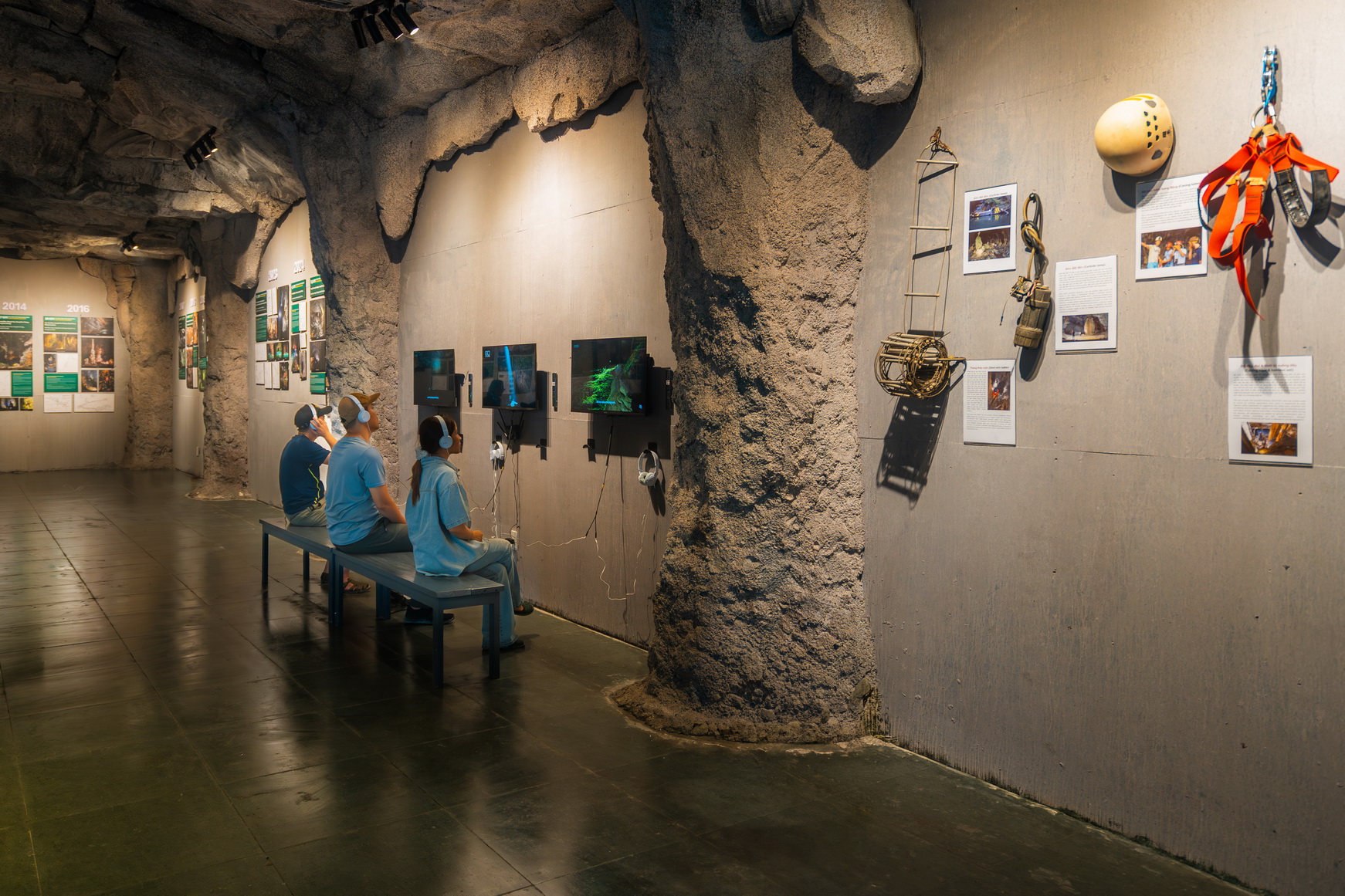 Thám hiểm Sơn Đoòng - hang động lớn nhất thế giới bằng công nghệ thực tế ảo - 1