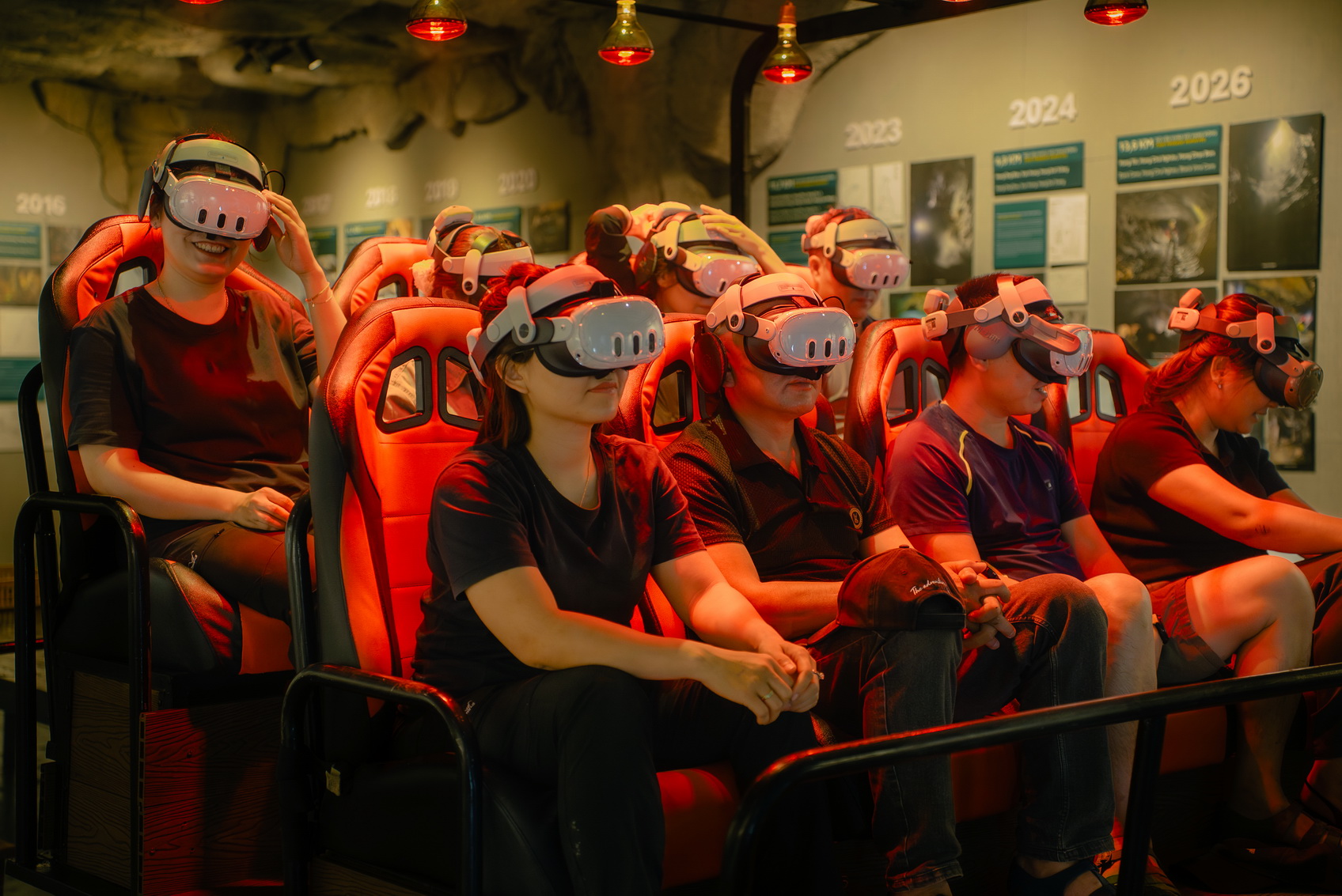 Thám hiểm Sơn Đoòng - hang động lớn nhất thế giới bằng công nghệ thực tế ảo - 3