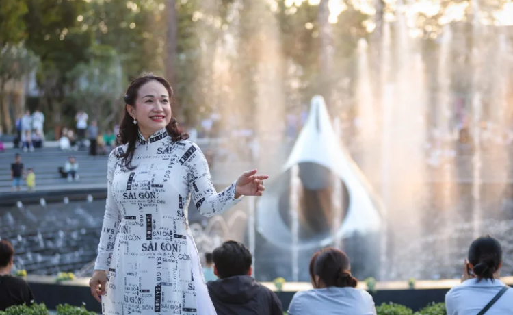 TP.HCM khẳng định sức hút mạnh mẽ qua mùa lễ đông đảo du khách - 9