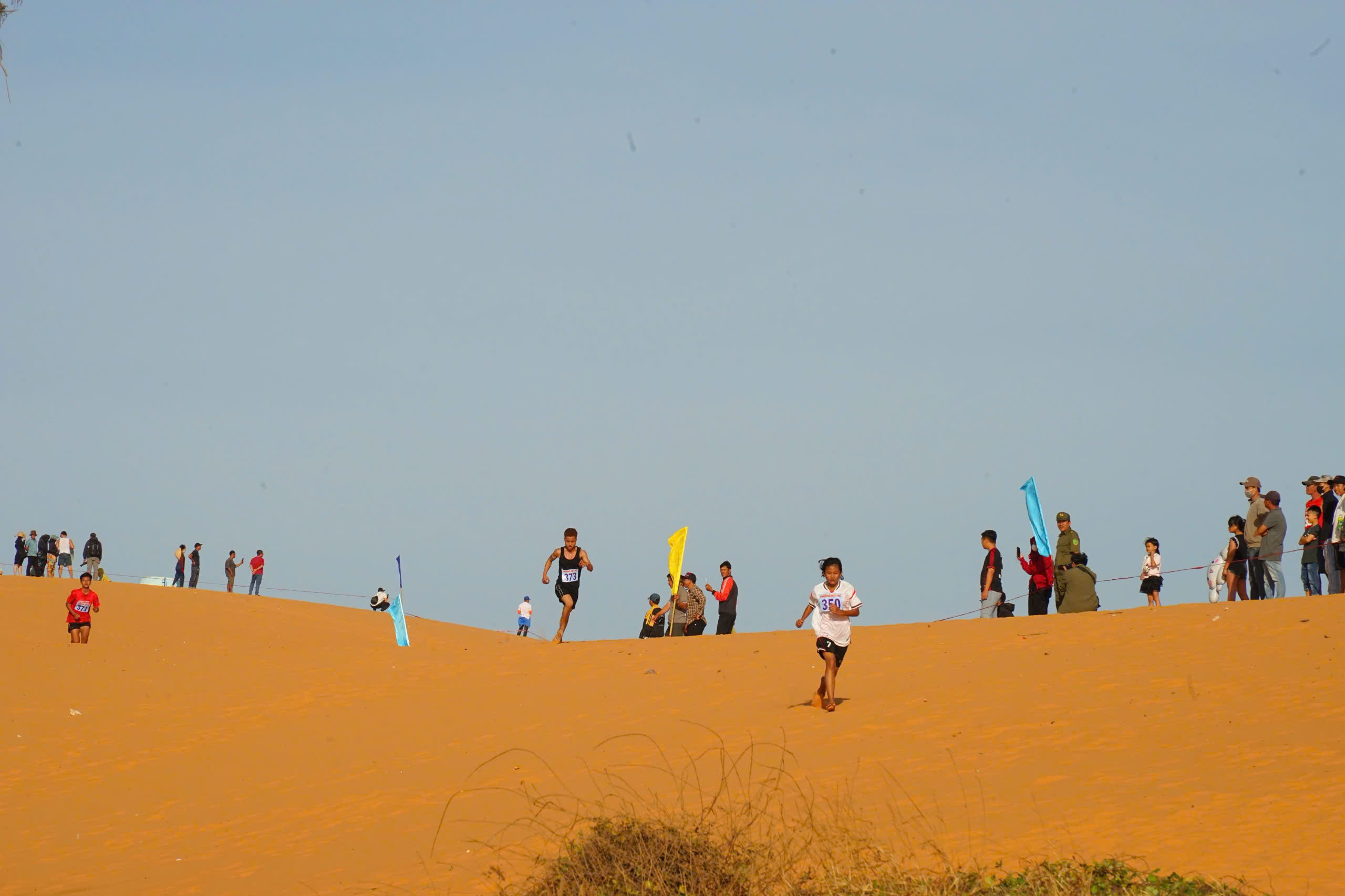 Đồi cát Mũi Né lọt Top 9 kỳ quan thiên nhiên đẹp nhất Việt Nam - 2