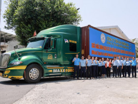  - Sanna Khánh Hòa lần đầu xuất khẩu nước giải khát sang Mỹ