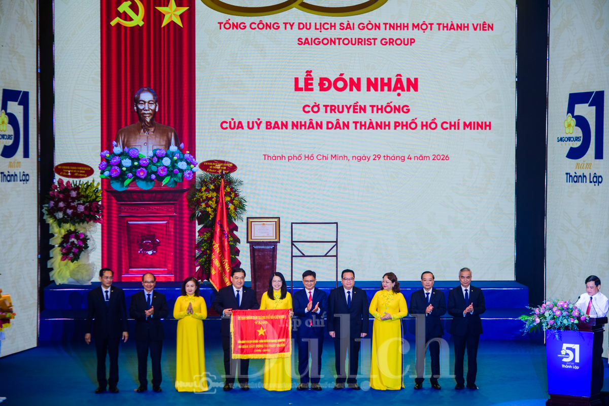 Dấu ấn 50 năm Saigontourist Group vinh dự đón nhận Huân chương cao quý - 3