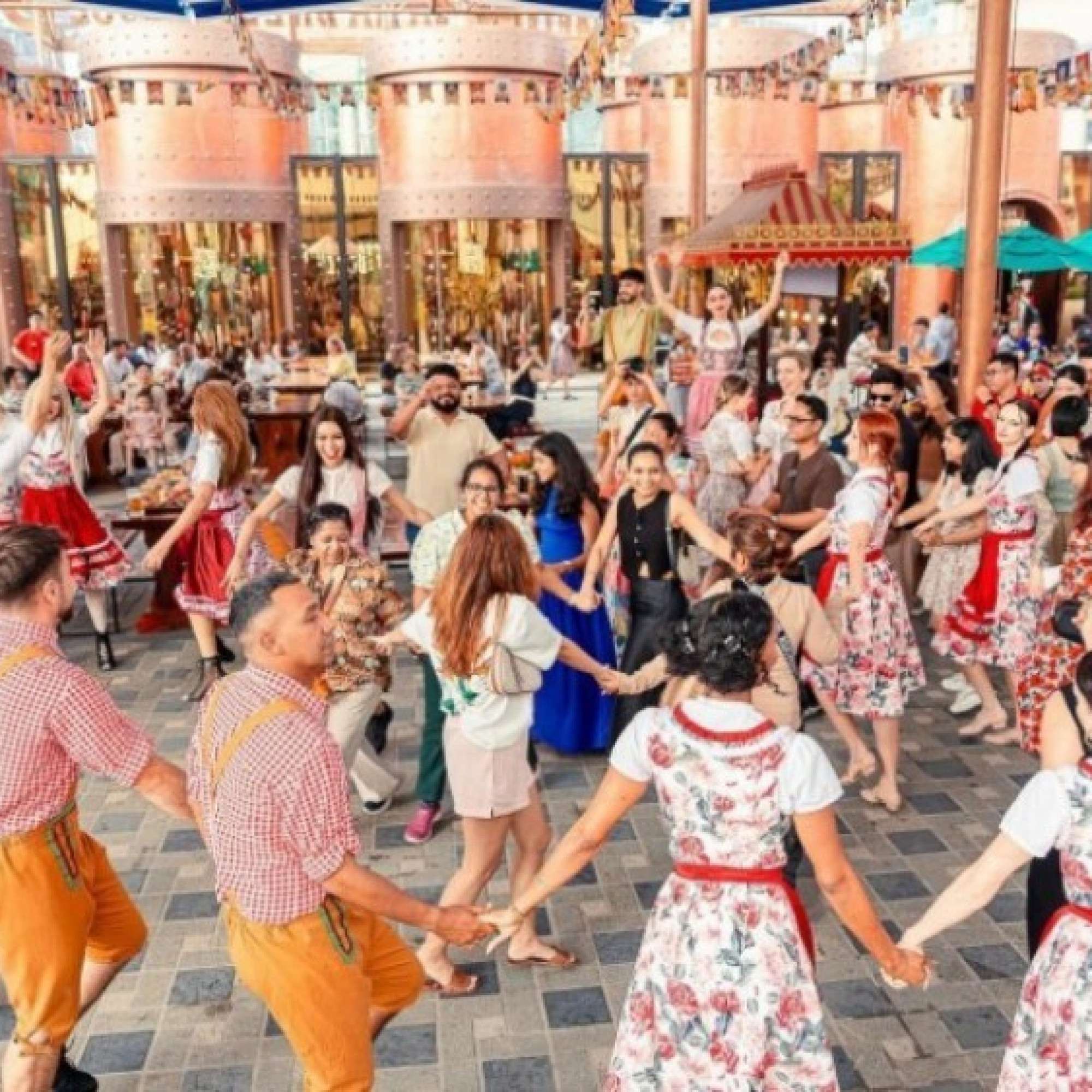  - Top 05 “tọa độ giải trí” hot bậc nhất tại Sun World Ba Na Hills dịp 30/4, 1/5