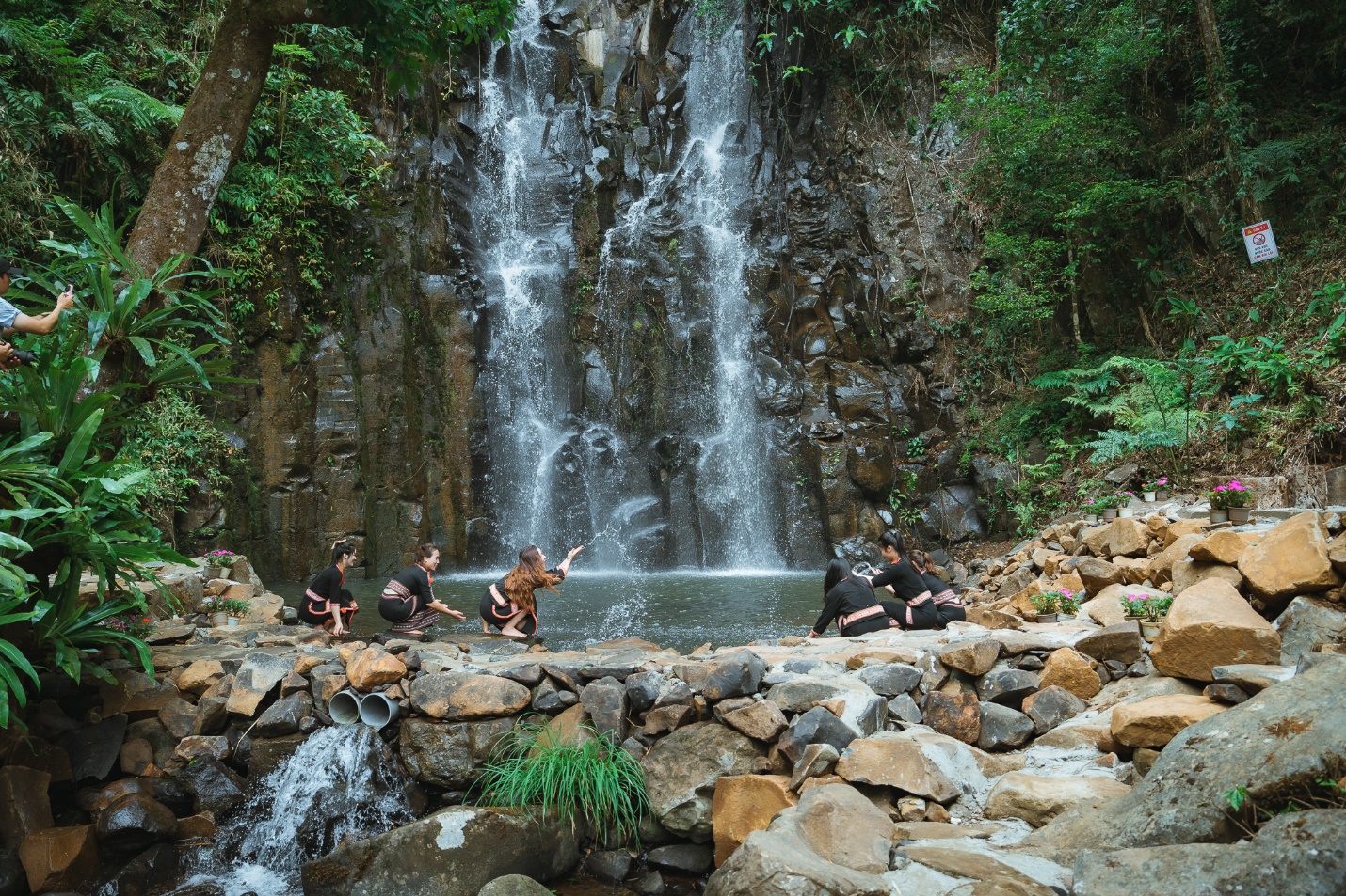 kon plong khai truong dong loat nhieu diem du lich hap dan du khach dip le 30/4 va 1/5 - 4