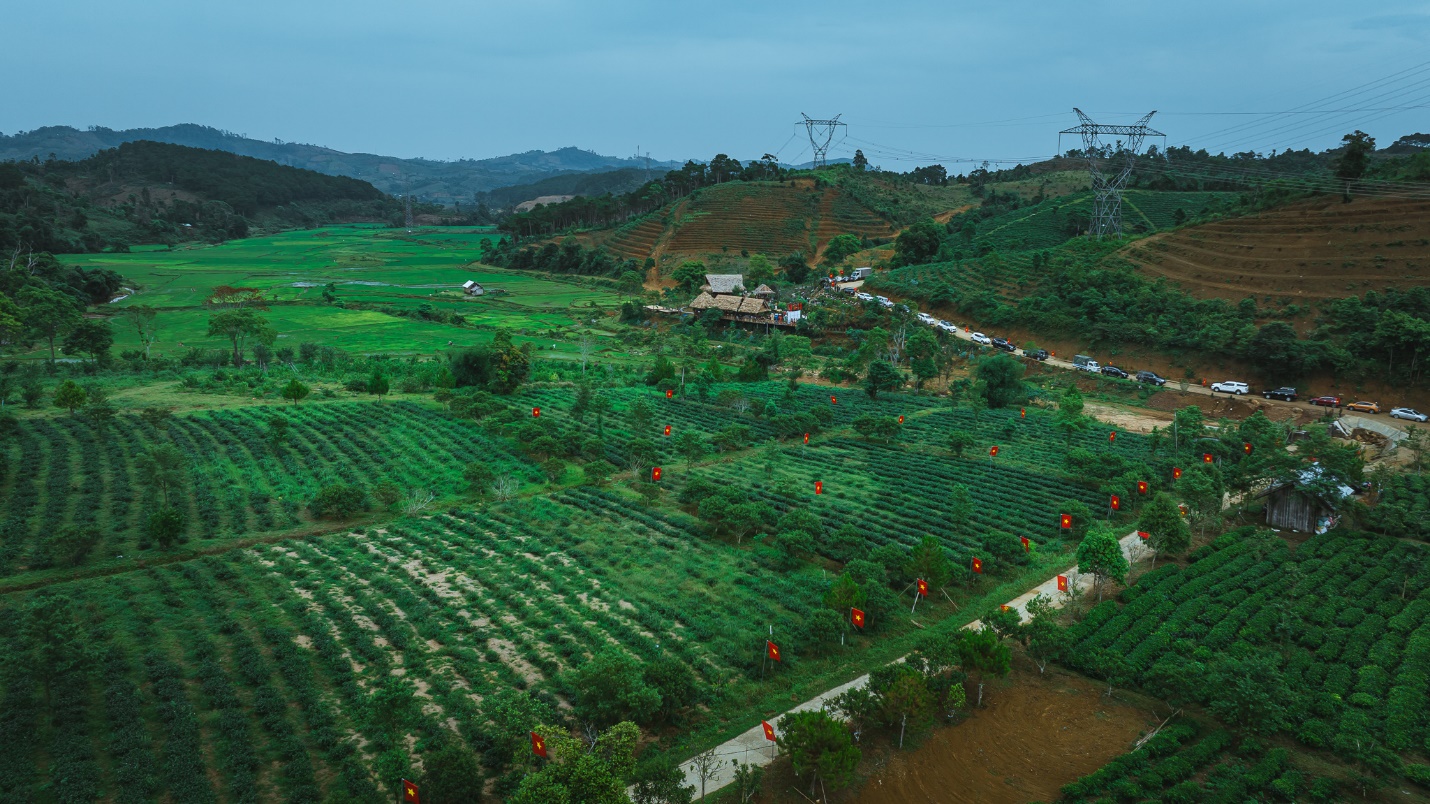 kon plong khai truong dong loat nhieu diem du lich hap dan du khach dip le 30/4 va 1/5 - 7
