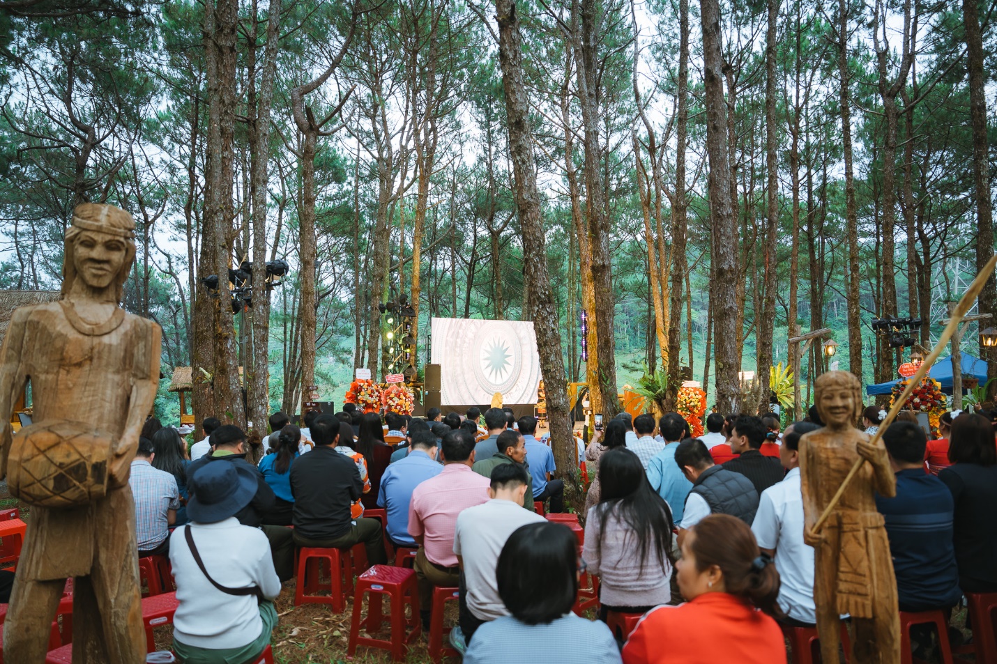 kon plong khai truong dong loat nhieu diem du lich hap dan du khach dip le 30/4 va 1/5 - 16