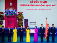 Chuyển động - Dấu ấn 50 năm Saigontourist Group vinh dự đón nhận Huân chương cao quý