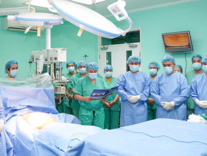  - 1 nghĩa cử hiến tạng, 6 cuộc đời hồi sinh