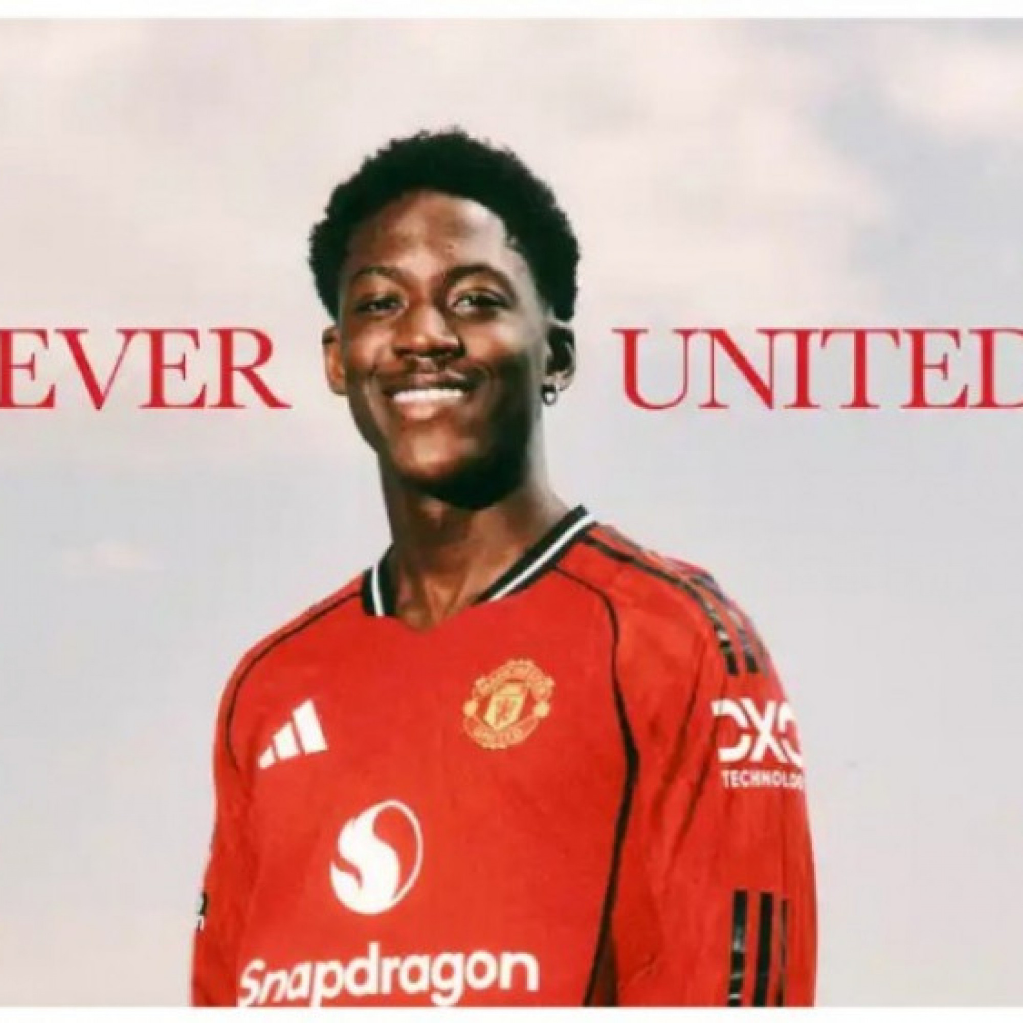  - Mainoo chính thức gia hạn với MU: Lương tăng 6 lần, mơ vô địch cùng "Quỷ đỏ"