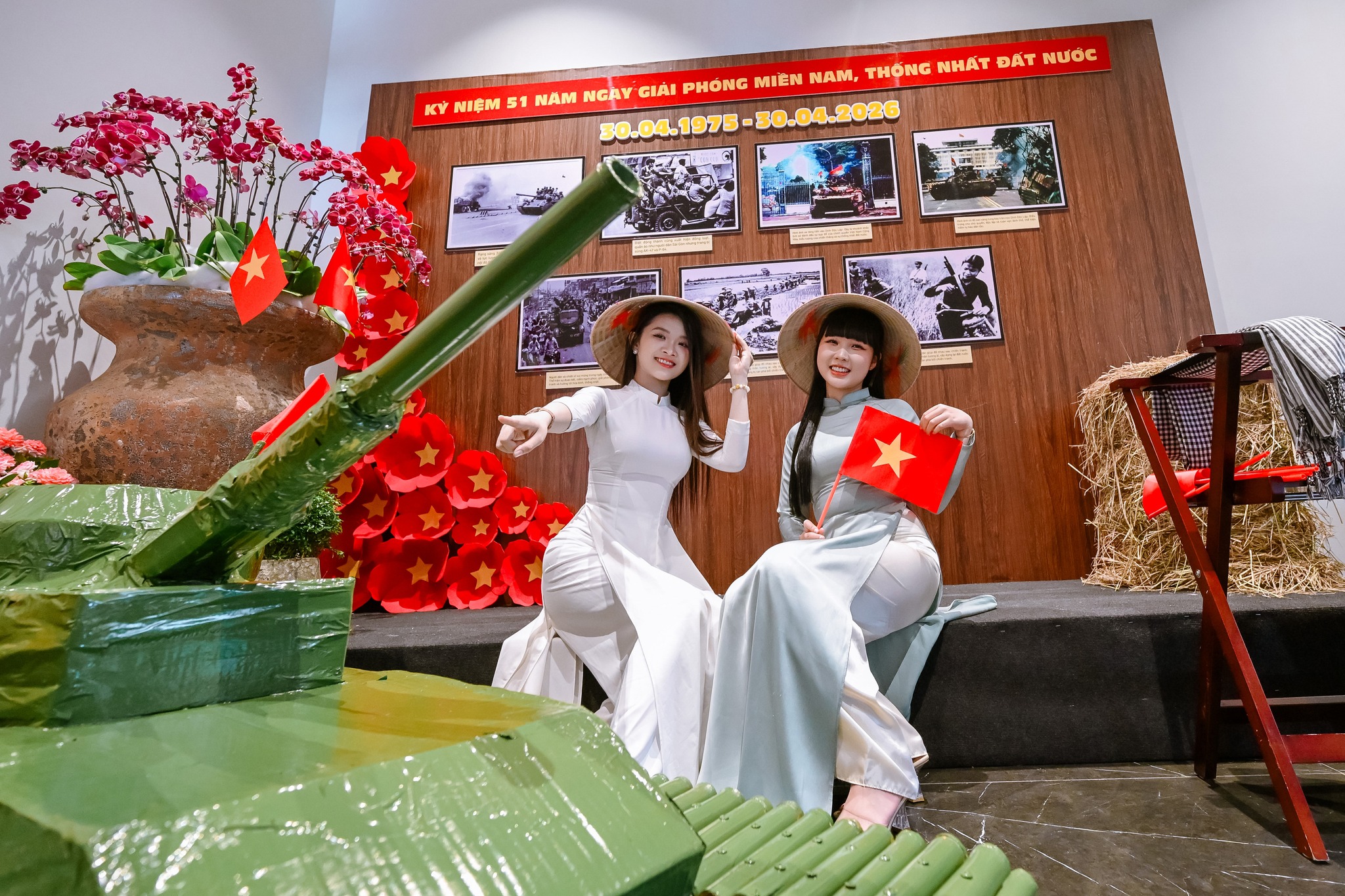 Rực rỡ cờ hoa - Background xịn xò nhất mùa lễ thống nhất non sông - 1