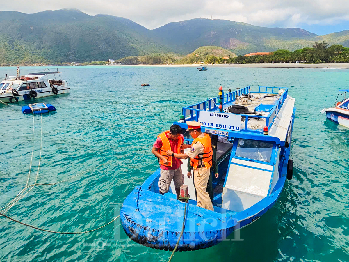 Du lịch sông nước TP.HCM ‘nóng’ hơn bao giờ hết: Cẩn thận không bao giờ thừa! - 4