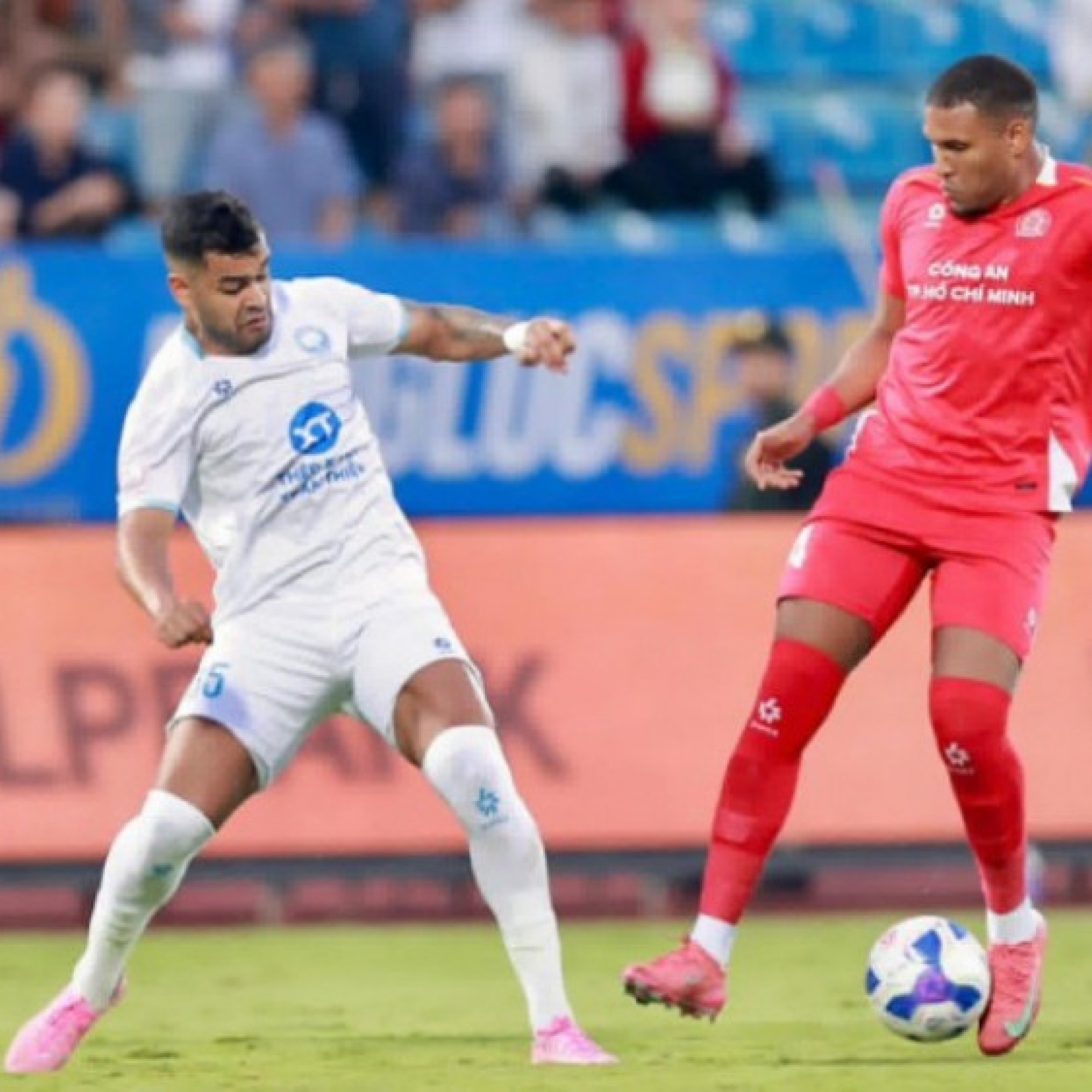  - Video bóng đá Nam Định – Công an TP HCM: Trừng phạt sai lầm (V-League)