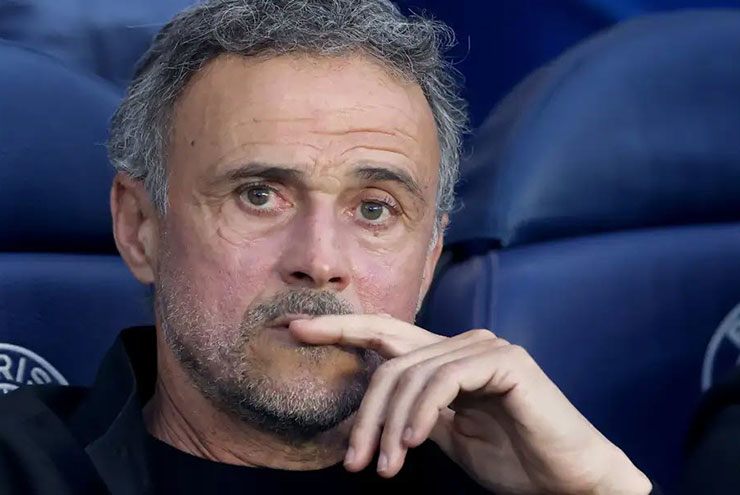 Tin mới nhất bóng đá sáng 2/5: Enrique phản bác chỉ trích về hàng phòng ngự PSG - 1