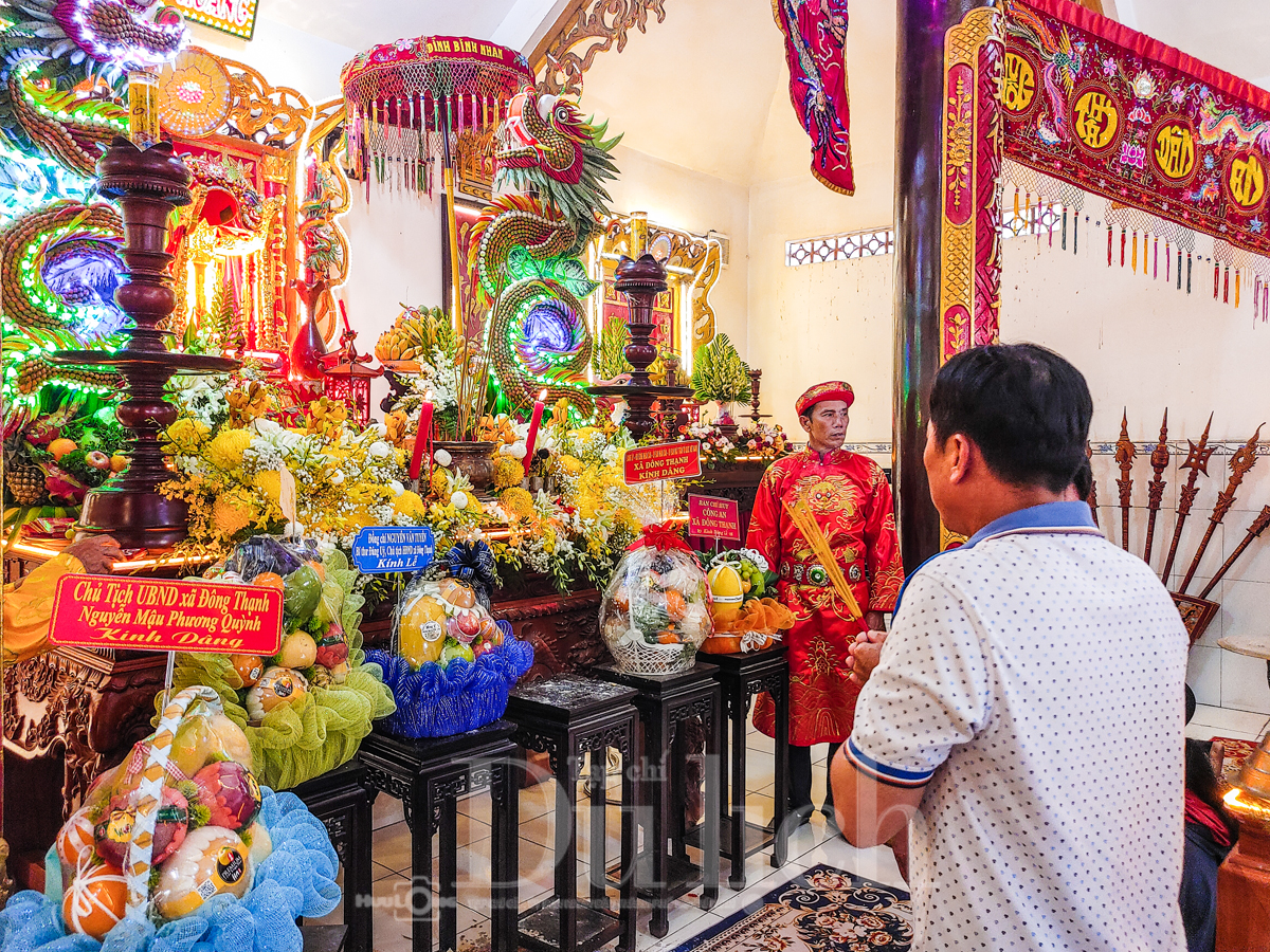 Nhộn nhịp bến phà sang sông, bà con nô nức trẩy hội Kỳ yên - 4