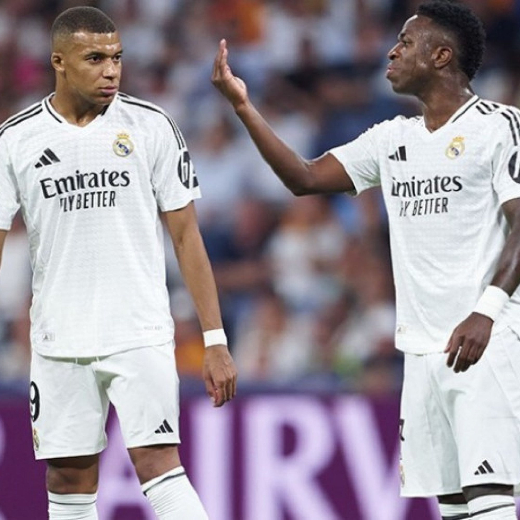 Vinicius - Mbappe: 