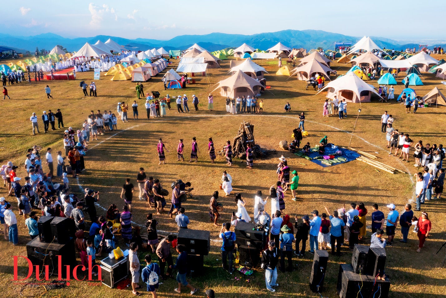 du khach den quang ngai tang dot bien trong dip le - 5