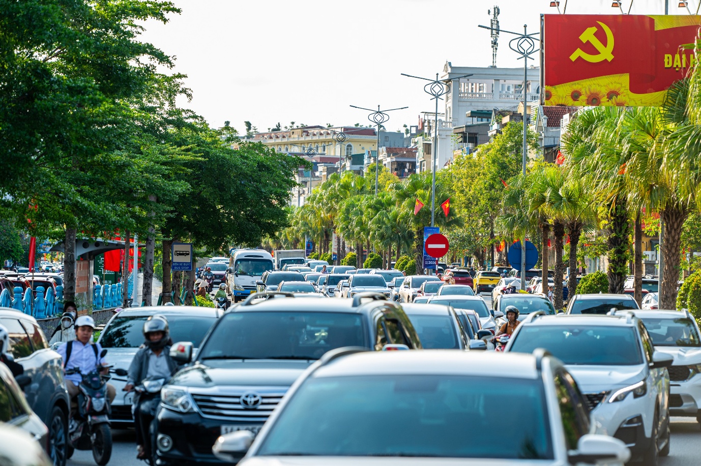 quang ninh boi thu tren 4.100 ty tu du lich nghi le - 3