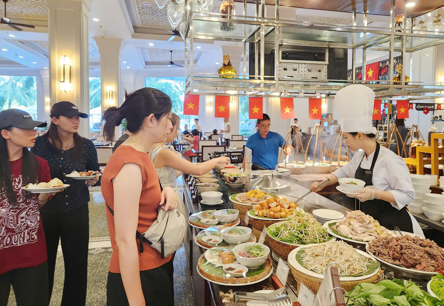 Hai kỳ nghỉ liên tiếp, Phú Quốc đón hơn 300 nghìn lượt khách - 4